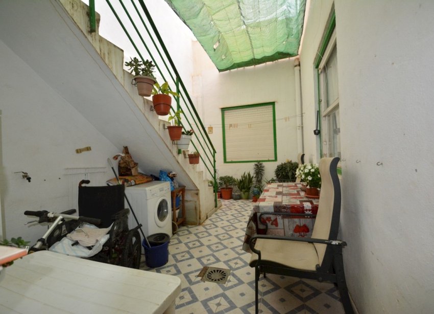 Resale - Townhouse / Terraced House - Guardamar del Segura - MERCADONA