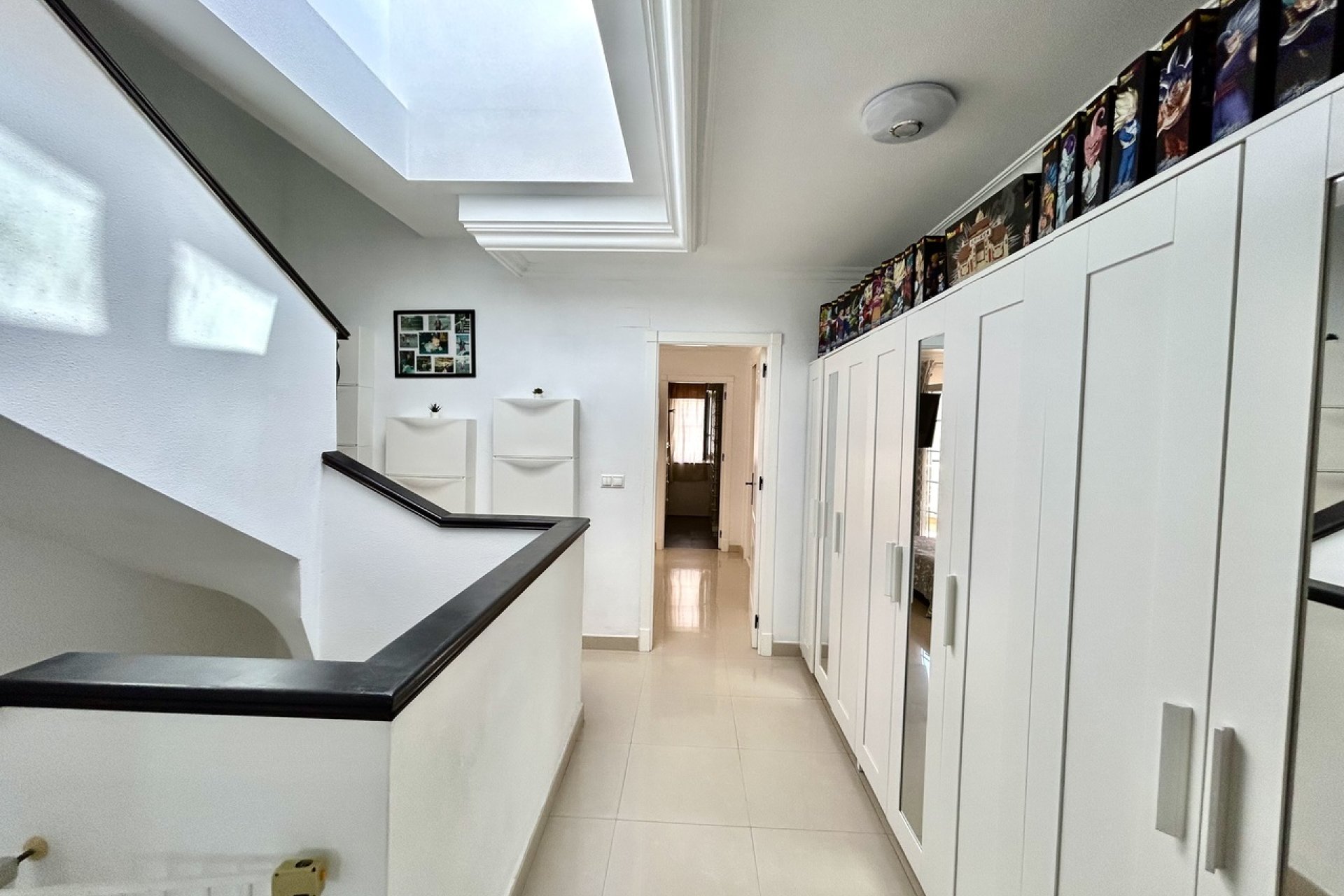 Resale - Townhouse / Terraced House - Heredades