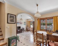 Resale - Townhouse / Terraced House - La Mata - Playa