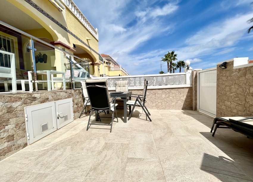 Resale - Townhouse / Terraced House - Orihuela Costa - Cabo Roig
