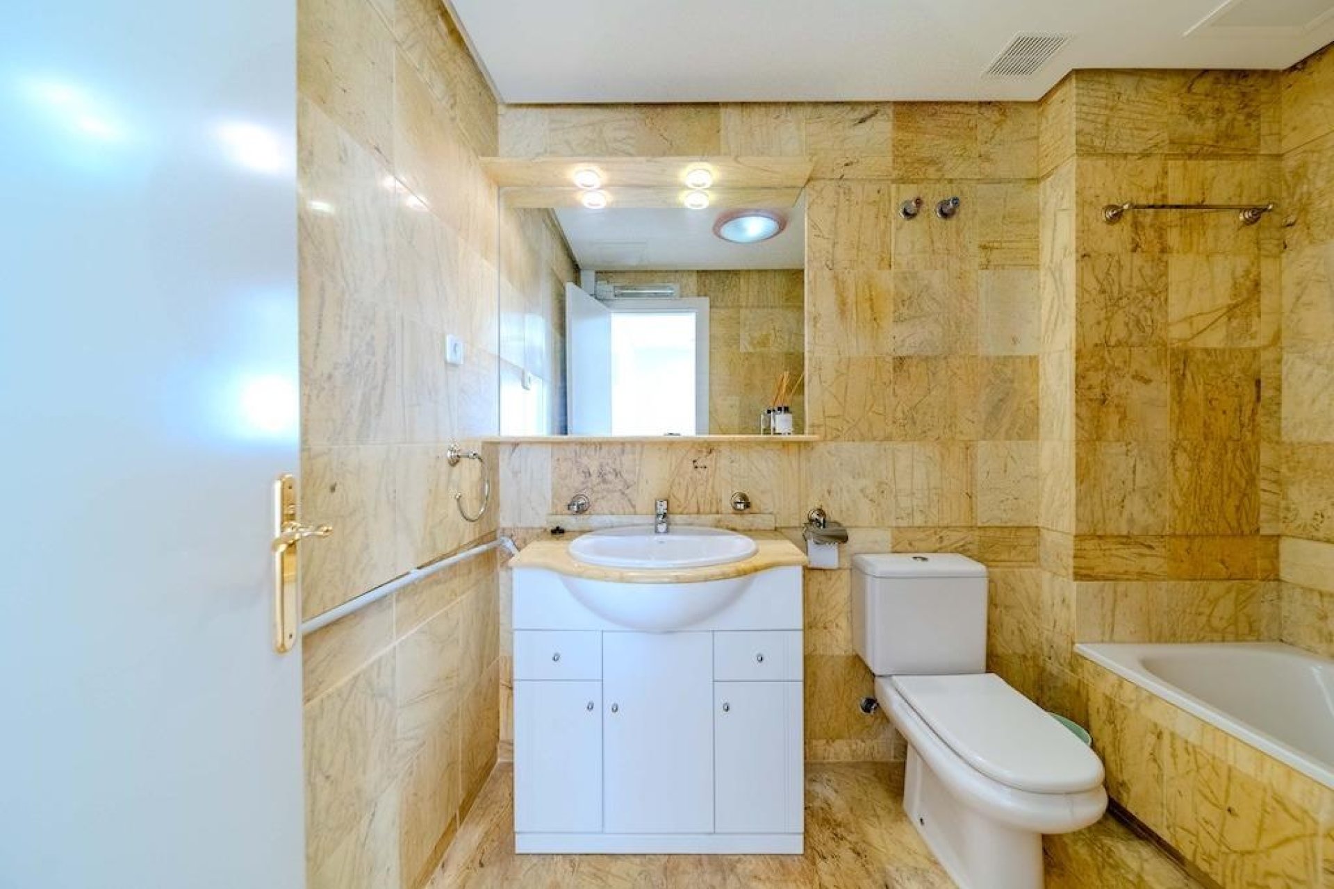 Resale - Townhouse / Terraced House - Orihuela Costa - Campoamor