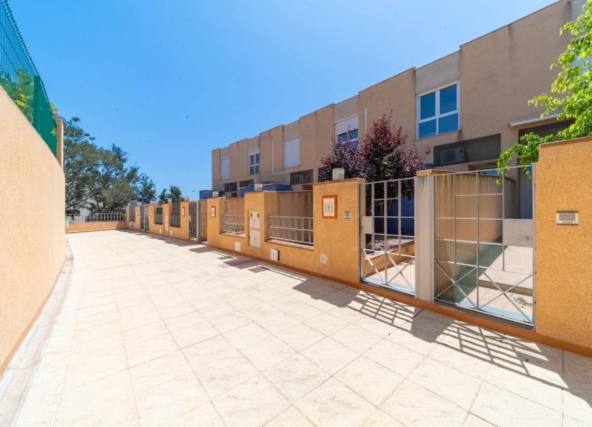 Resale - Townhouse / Terraced House - Orihuela Costa - Campoamor