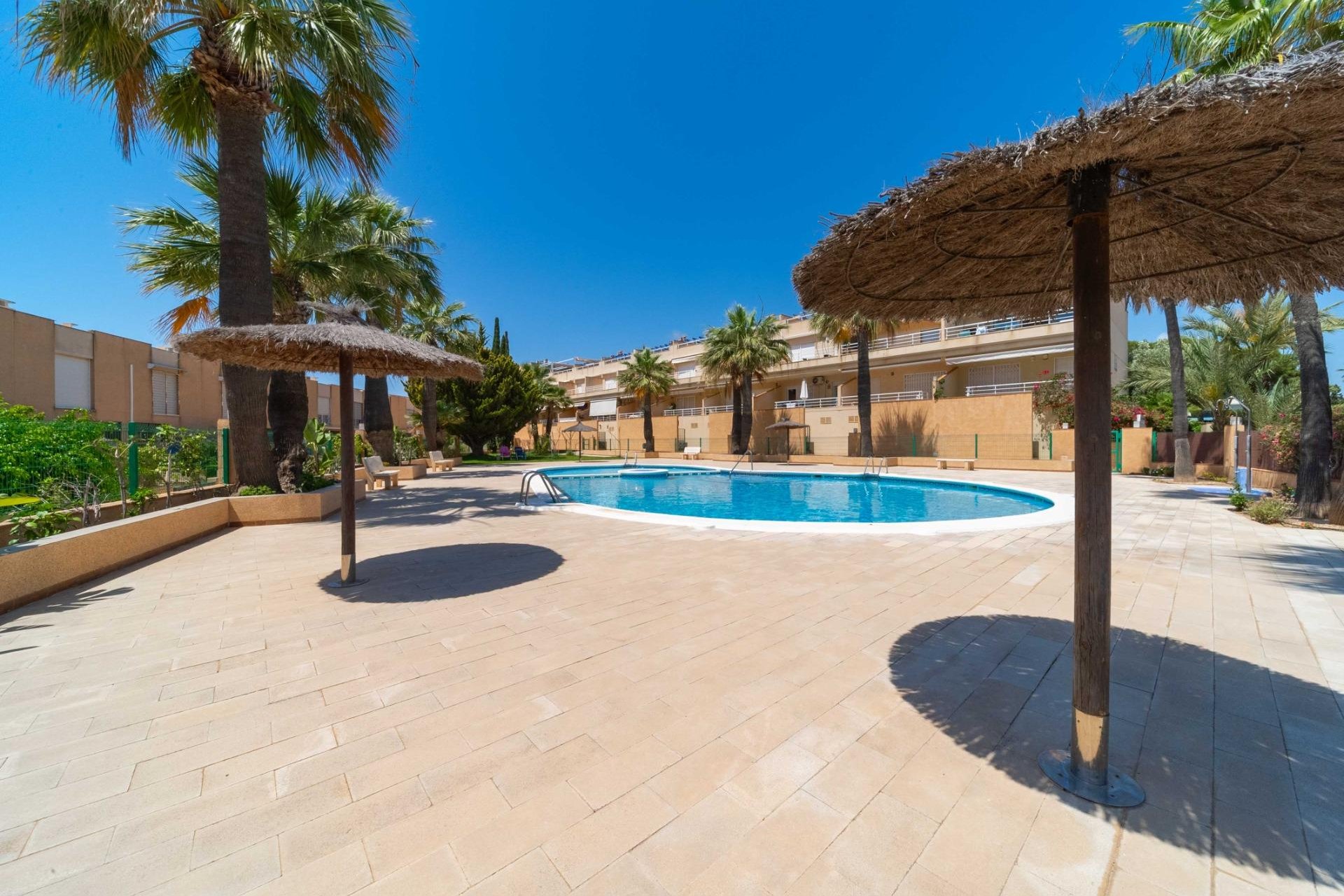 Resale - Townhouse / Terraced House - Orihuela Costa - Campoamor