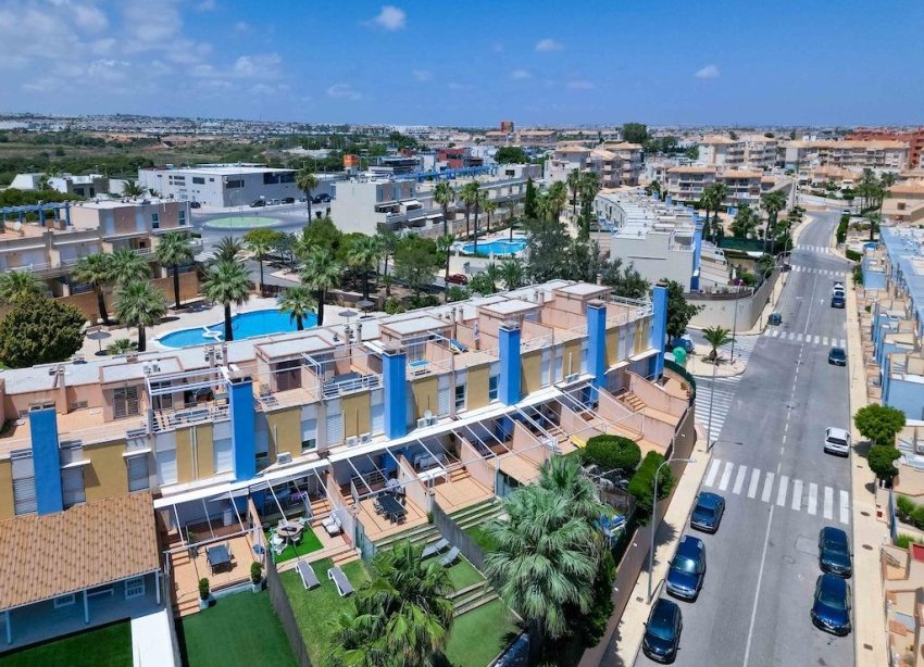 Resale - Townhouse / Terraced House - Orihuela Costa - Campoamor