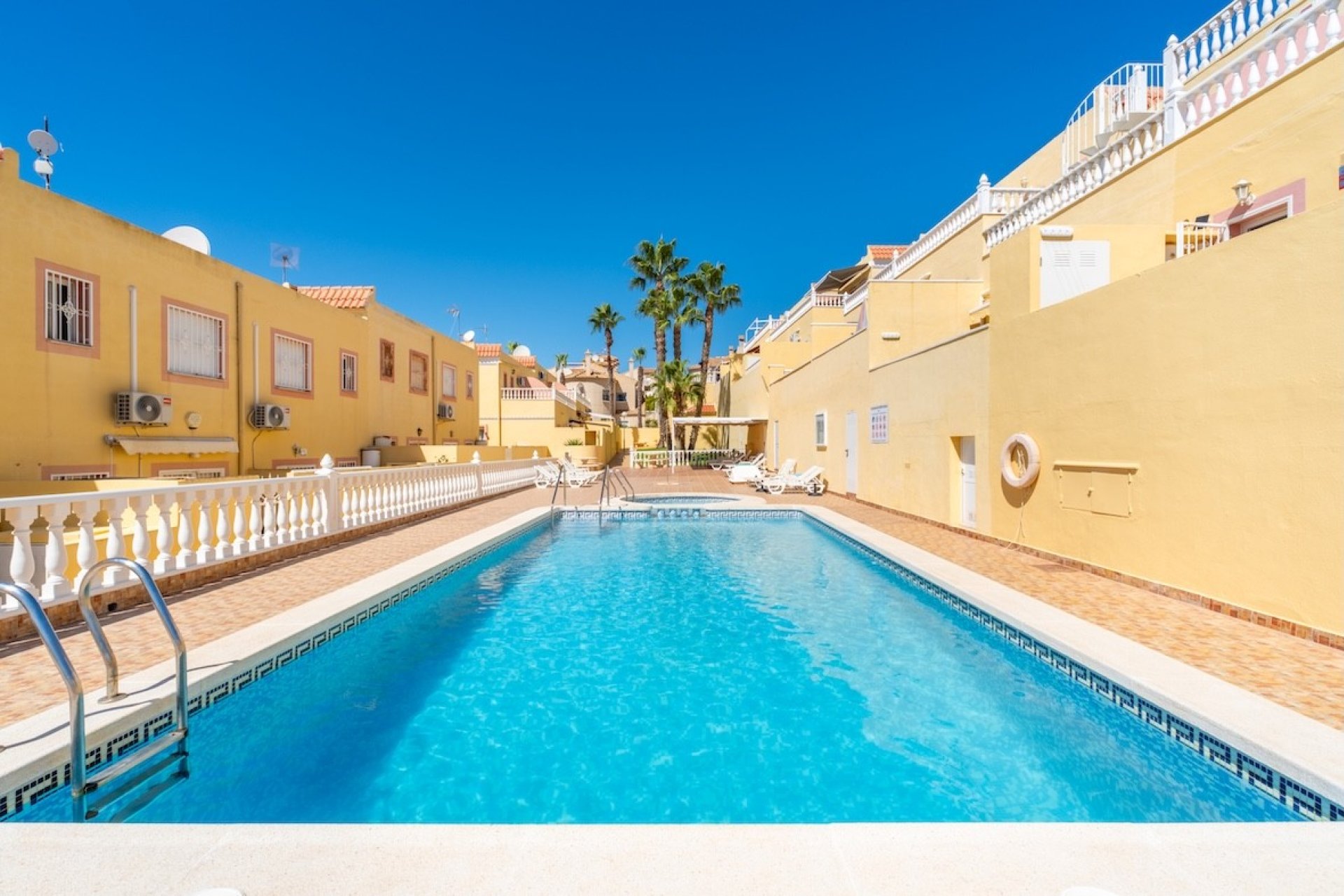Resale - Townhouse / Terraced House - Orihuela Costa - El Galan