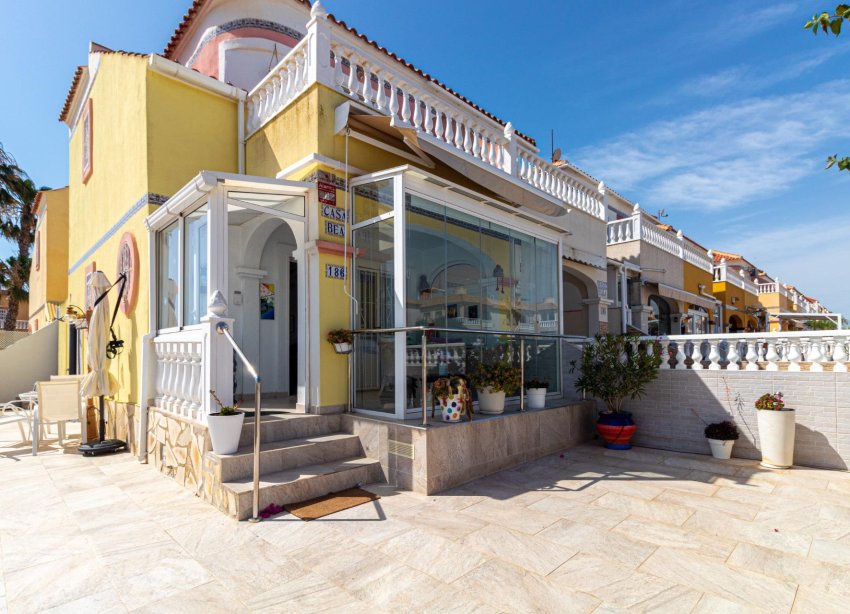 Resale - Townhouse / Terraced House - Orihuela Costa - La Regia