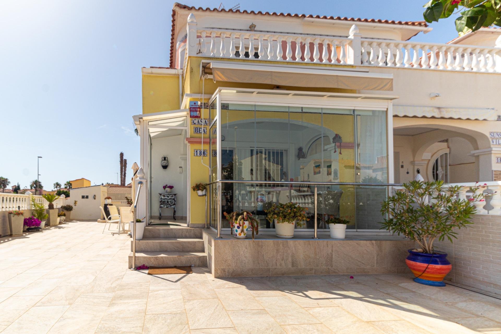Resale - Townhouse / Terraced House - Orihuela Costa - La Regia