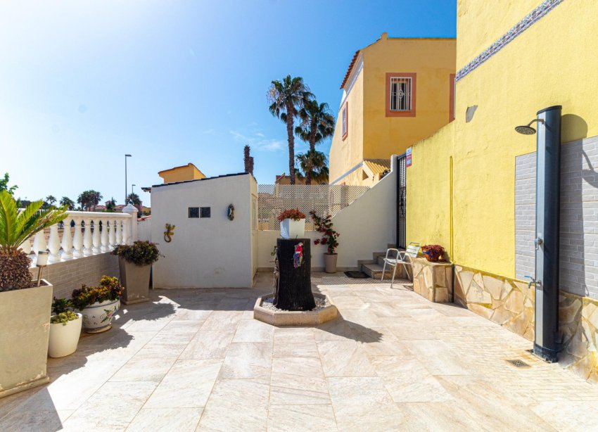 Resale - Townhouse / Terraced House - Orihuela Costa - La Regia