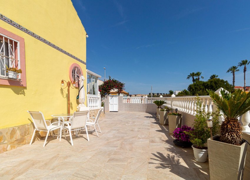 Resale - Townhouse / Terraced House - Orihuela Costa - La Regia