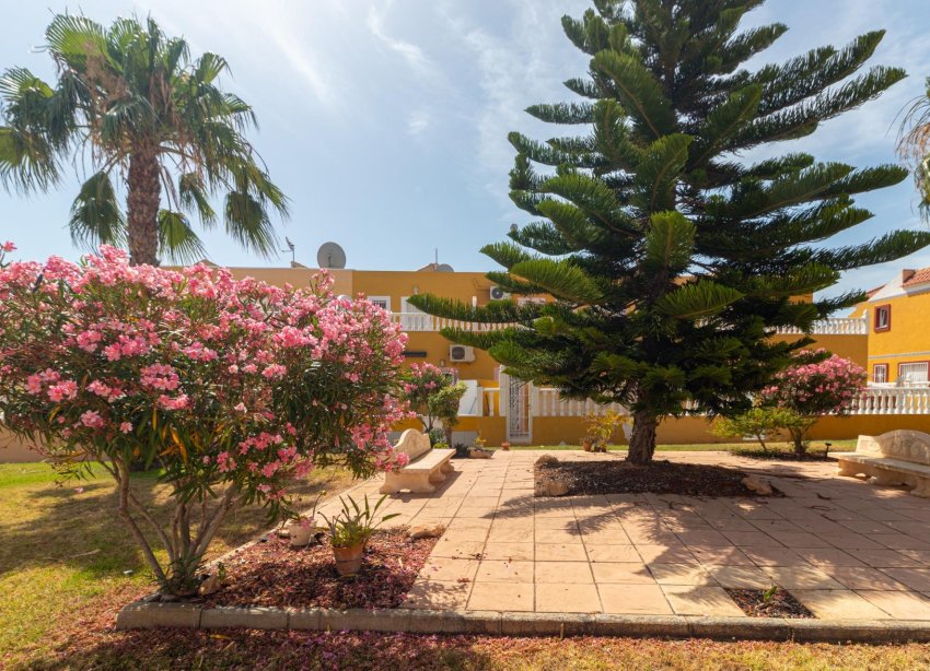 Resale - Townhouse / Terraced House - Orihuela Costa - La Regia