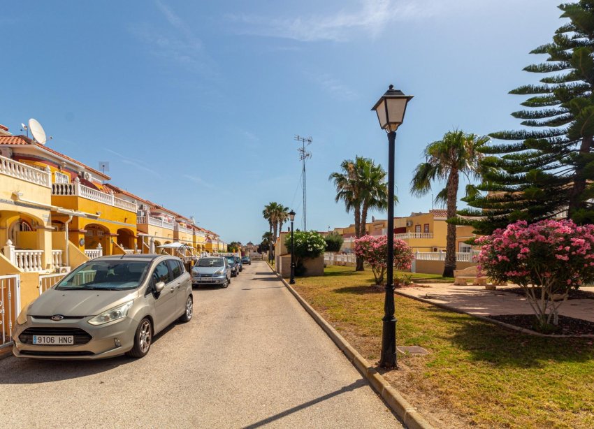 Resale - Townhouse / Terraced House - Orihuela Costa - La Regia