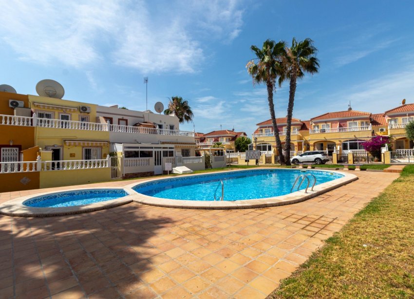 Resale - Townhouse / Terraced House - Orihuela Costa - La Regia