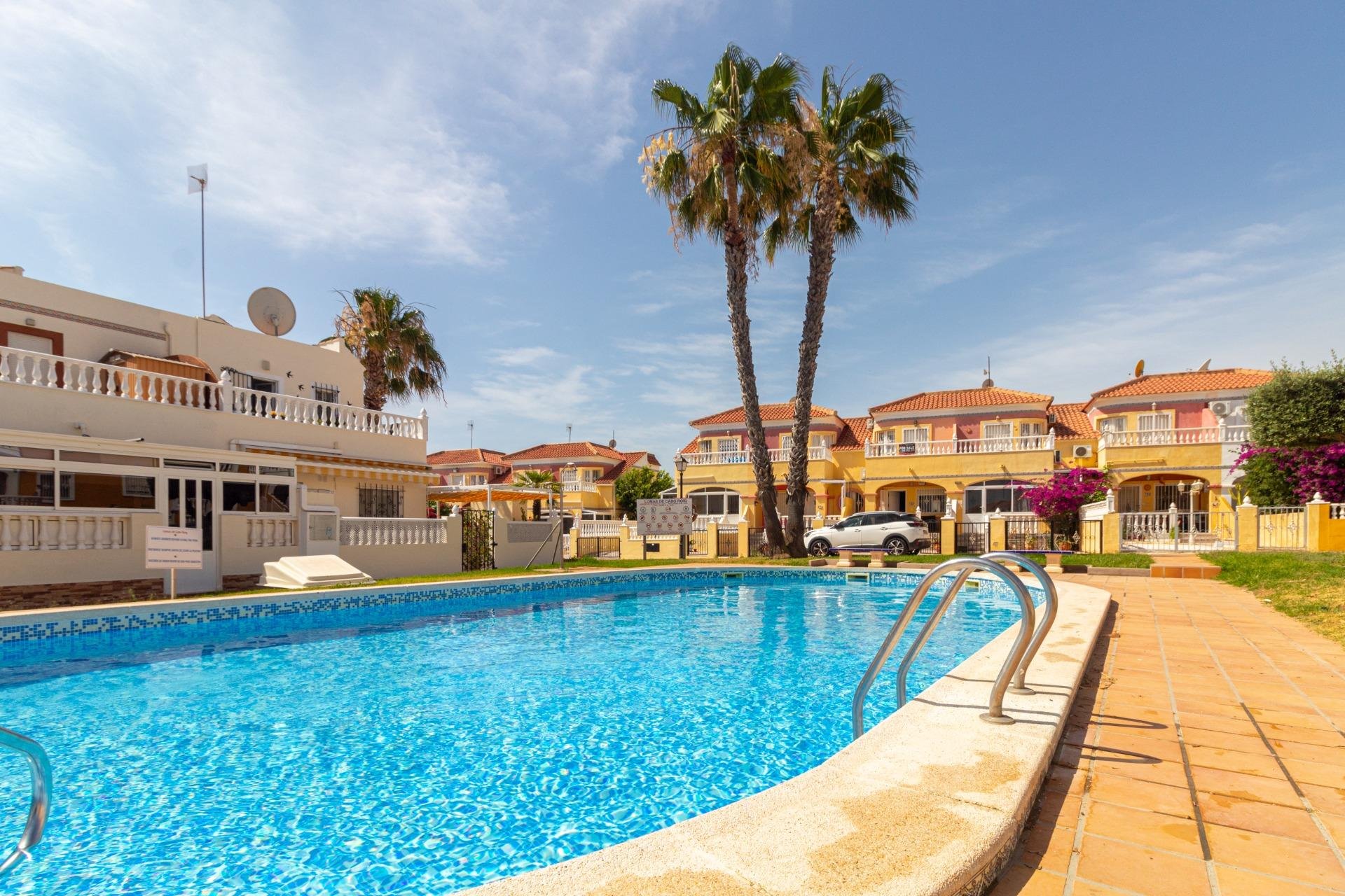 Resale - Townhouse / Terraced House - Orihuela Costa - La Regia