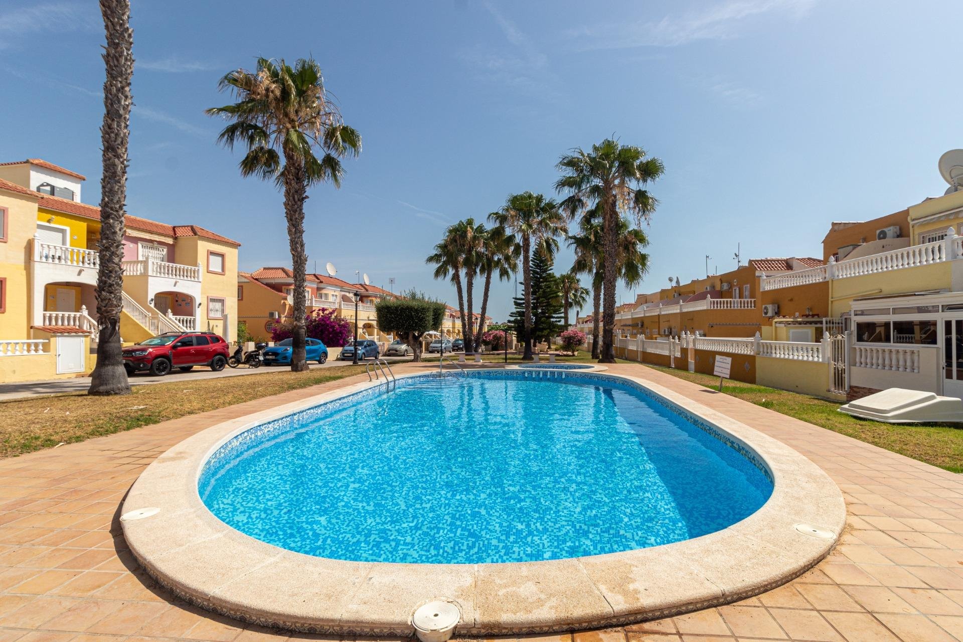 Resale - Townhouse / Terraced House - Orihuela Costa - La Regia