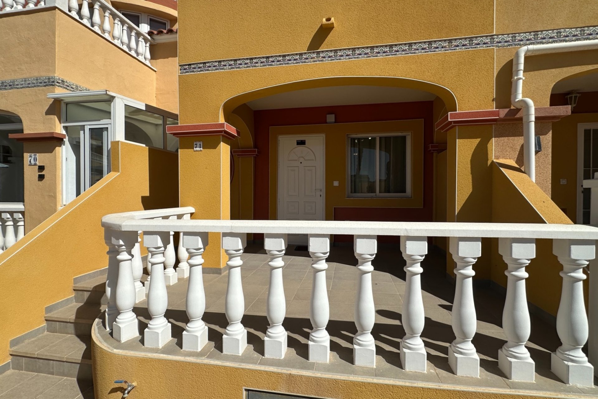 Resale - Townhouse / Terraced House - Orihuela Costa - La Regia