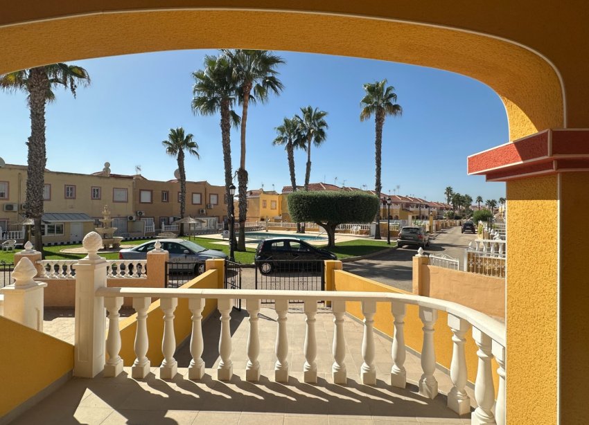 Resale - Townhouse / Terraced House - Orihuela Costa - La Regia
