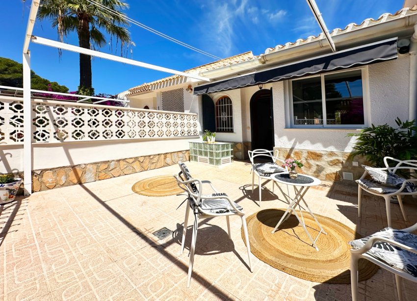 Resale - Townhouse / Terraced House - Orihuela Costa - La Zenia