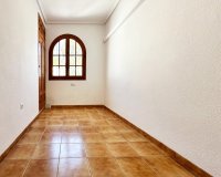 Resale - Townhouse / Terraced House - Orihuela Costa - La Zenia