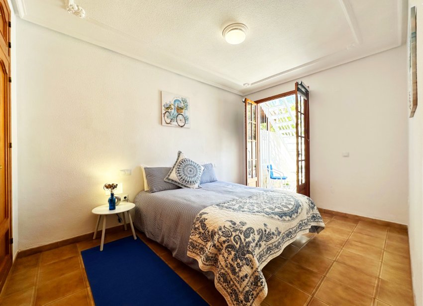 Resale - Townhouse / Terraced House - Orihuela Costa - La Zenia
