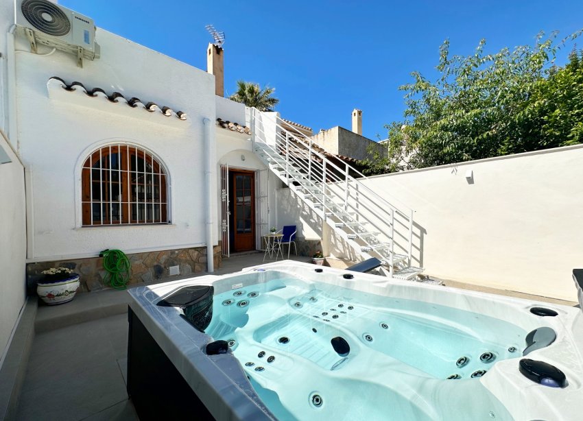 Resale - Townhouse / Terraced House - Orihuela Costa - La Zenia