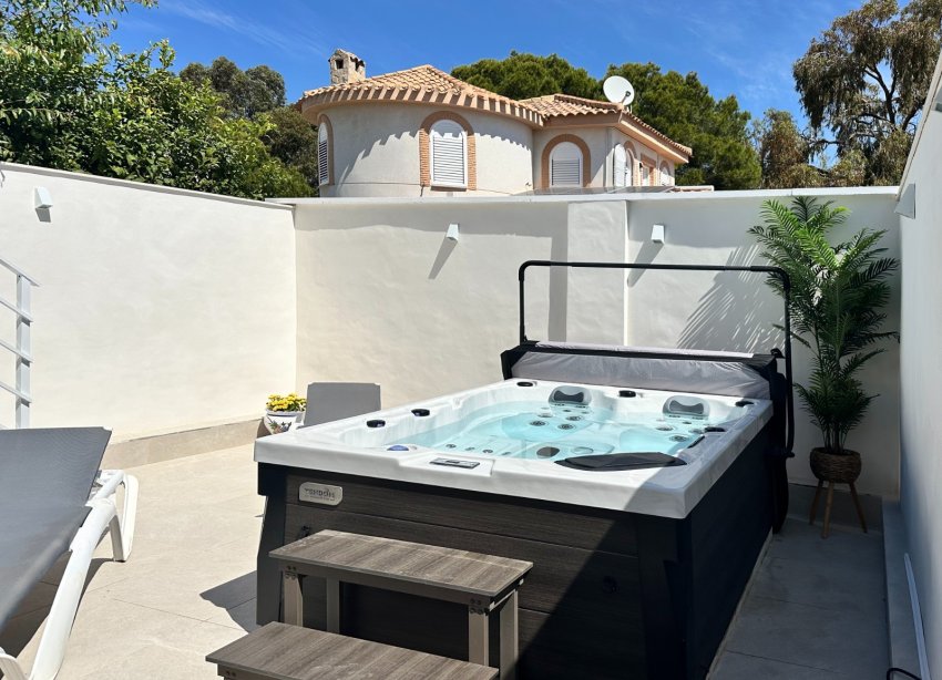 Resale - Townhouse / Terraced House - Orihuela Costa - La Zenia