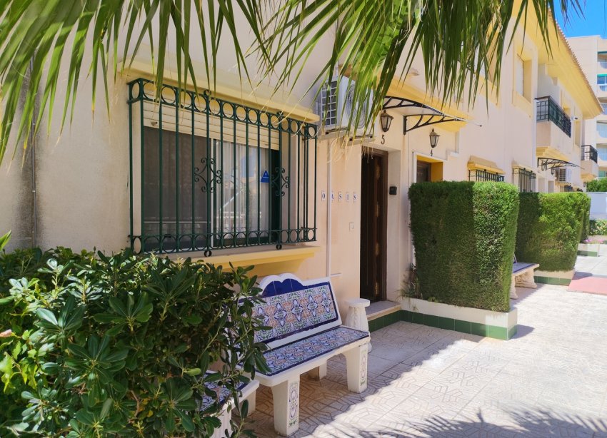 Resale - Townhouse / Terraced House - Orihuela Costa - La Zenia