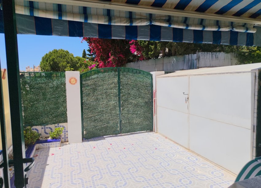 Resale - Townhouse / Terraced House - Orihuela Costa - La Zenia