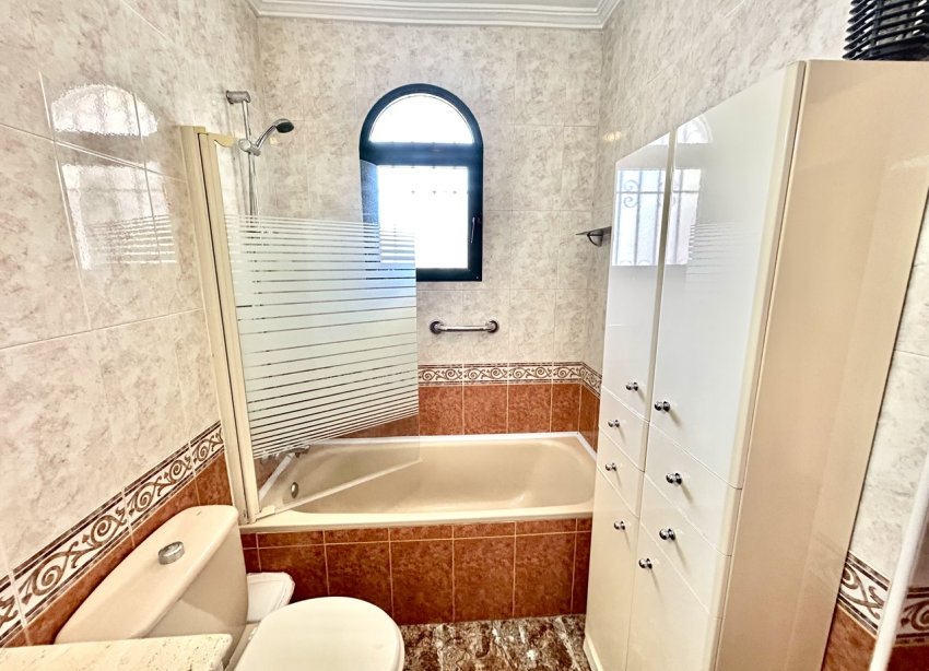 Resale - Townhouse / Terraced House - Orihuela Costa - La Zenia