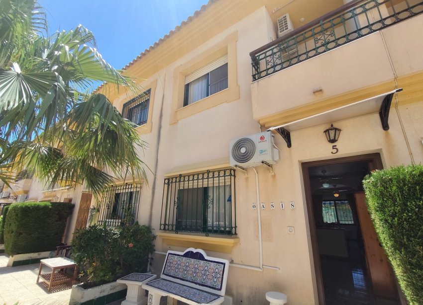 Resale - Townhouse / Terraced House - Orihuela Costa - La Zenia