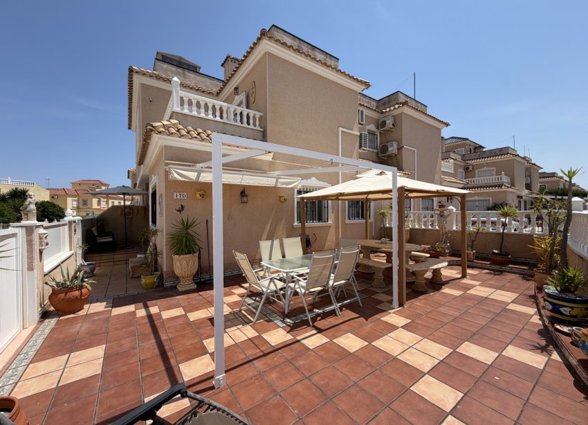 Resale - Townhouse / Terraced House - Orihuela Costa - La Zenia