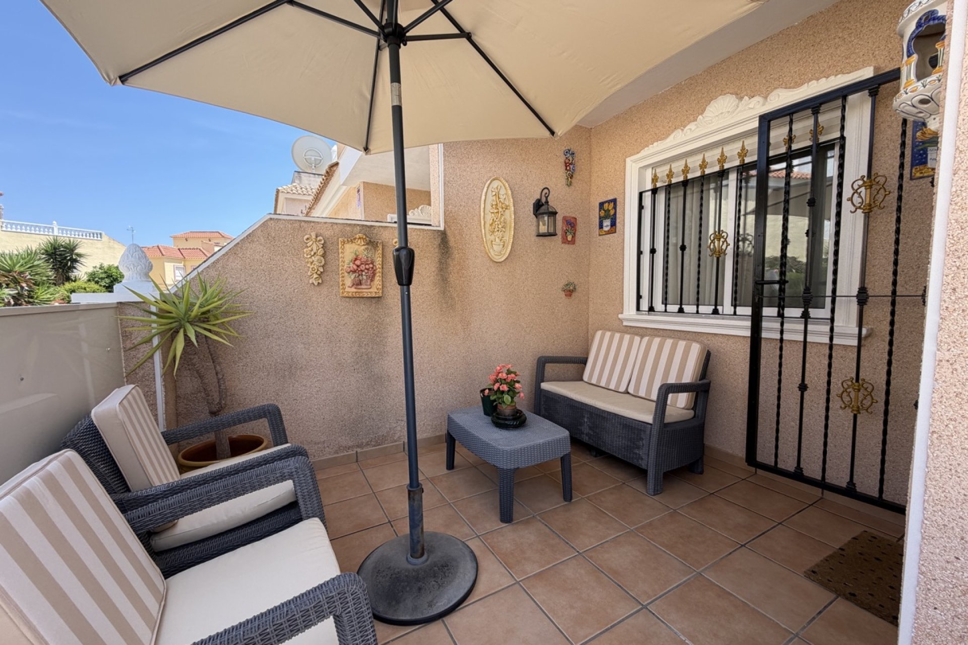 Resale - Townhouse / Terraced House - Orihuela Costa - La Zenia