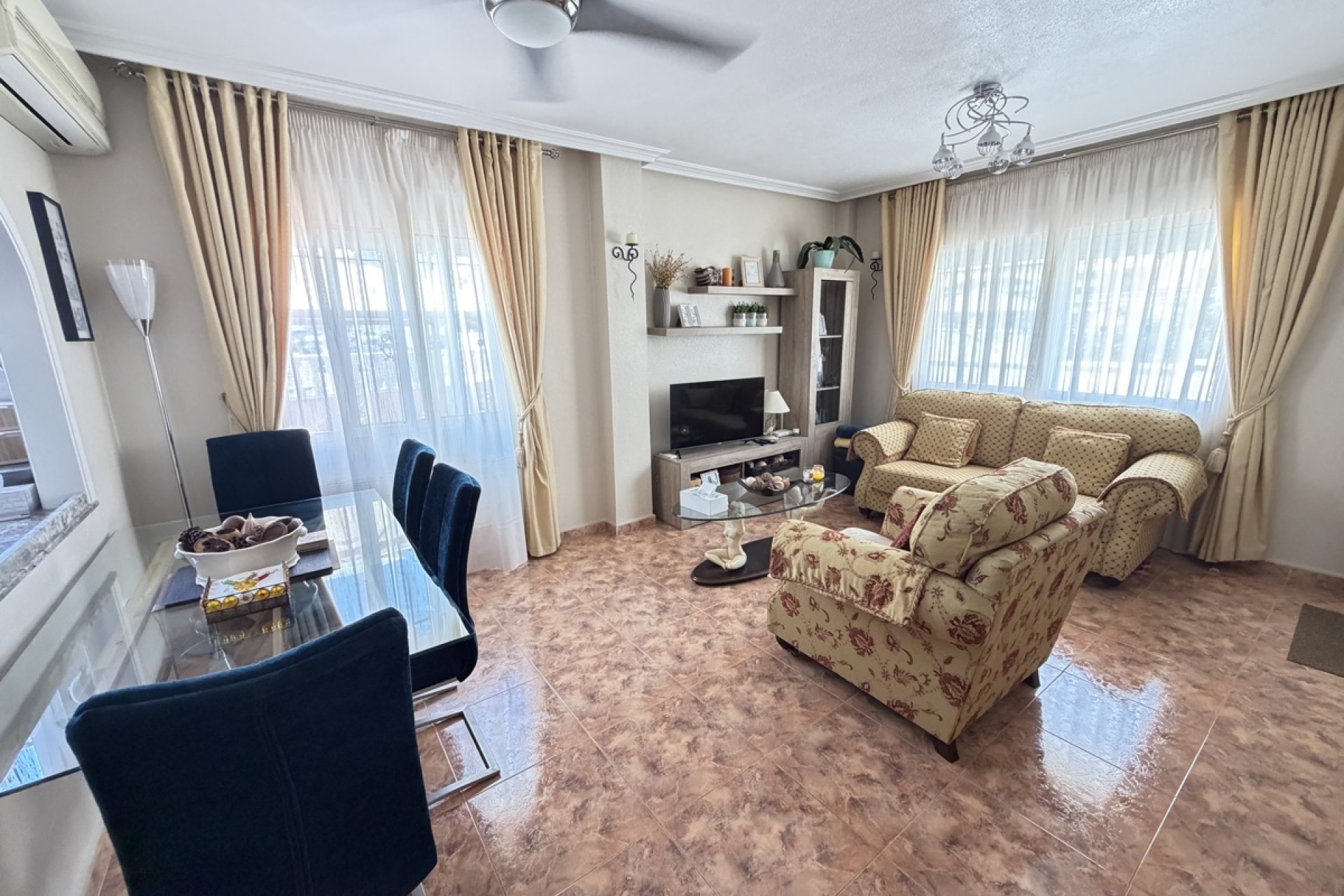 Resale - Townhouse / Terraced House - Orihuela Costa - La Zenia