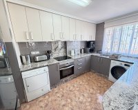 Resale - Townhouse / Terraced House - Orihuela Costa - La Zenia