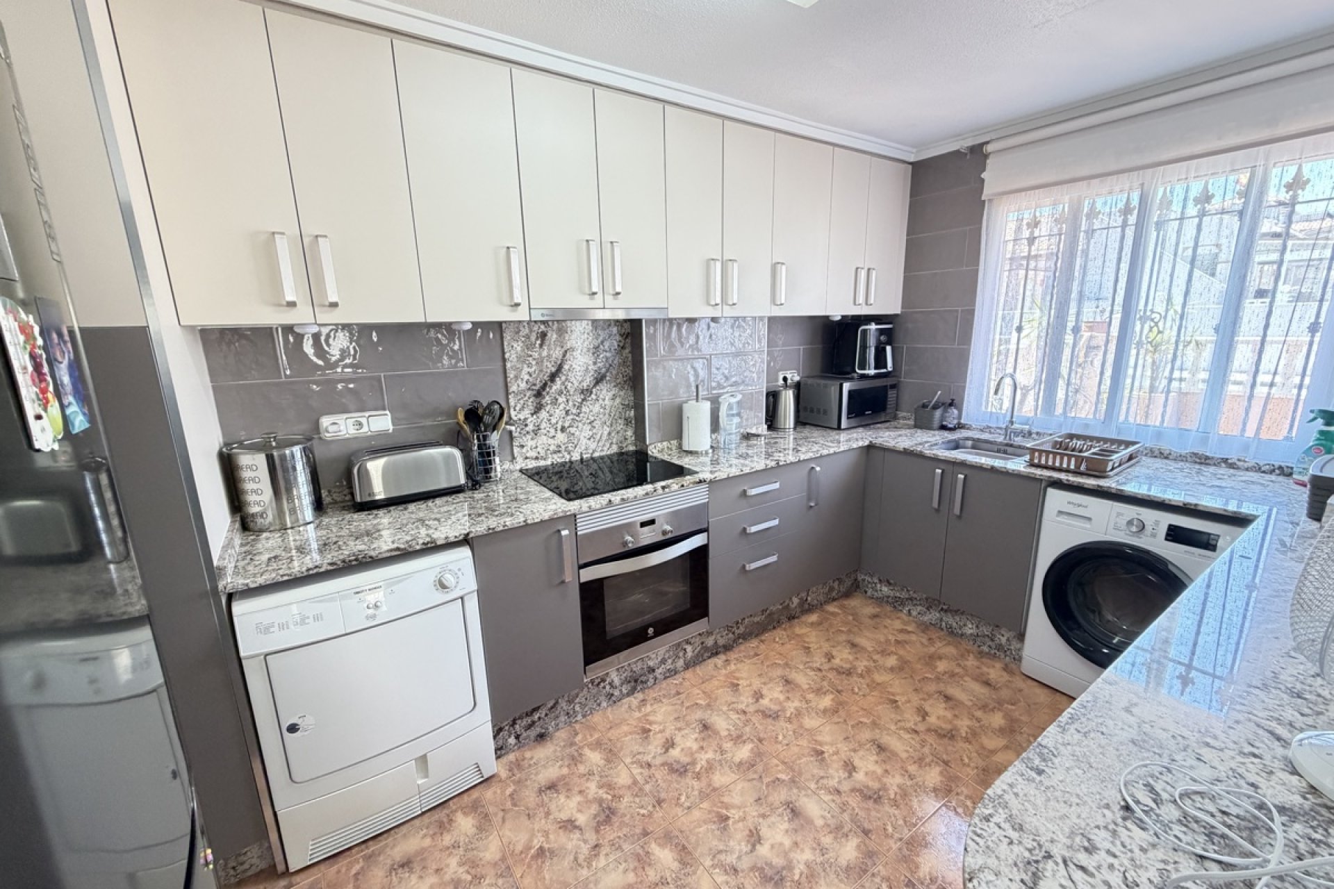 Resale - Townhouse / Terraced House - Orihuela Costa - La Zenia