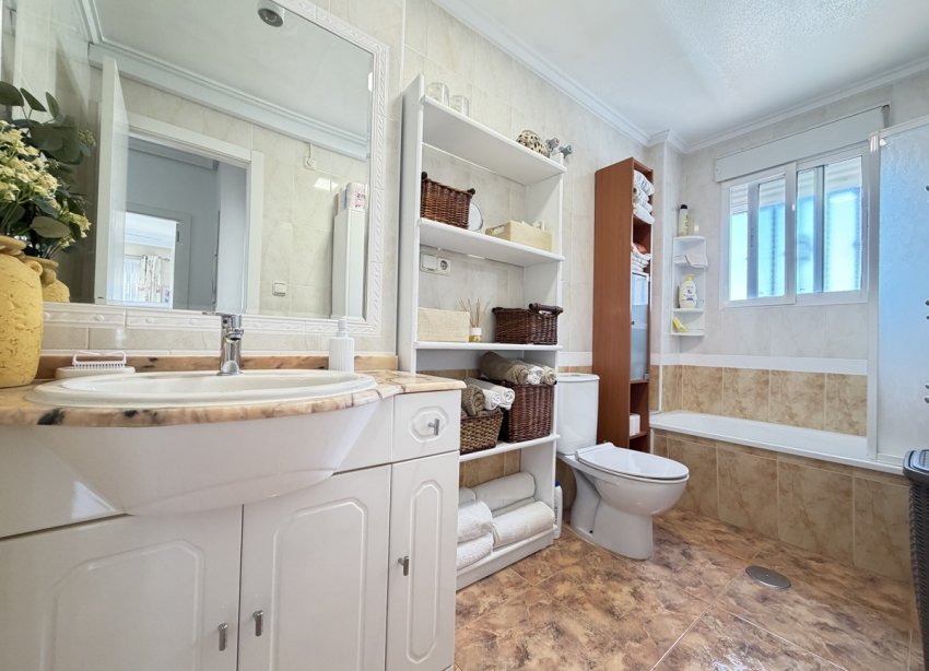Resale - Townhouse / Terraced House - Orihuela Costa - La Zenia