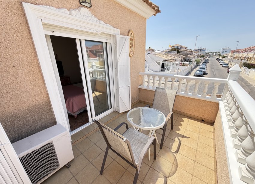 Resale - Townhouse / Terraced House - Orihuela Costa - La Zenia