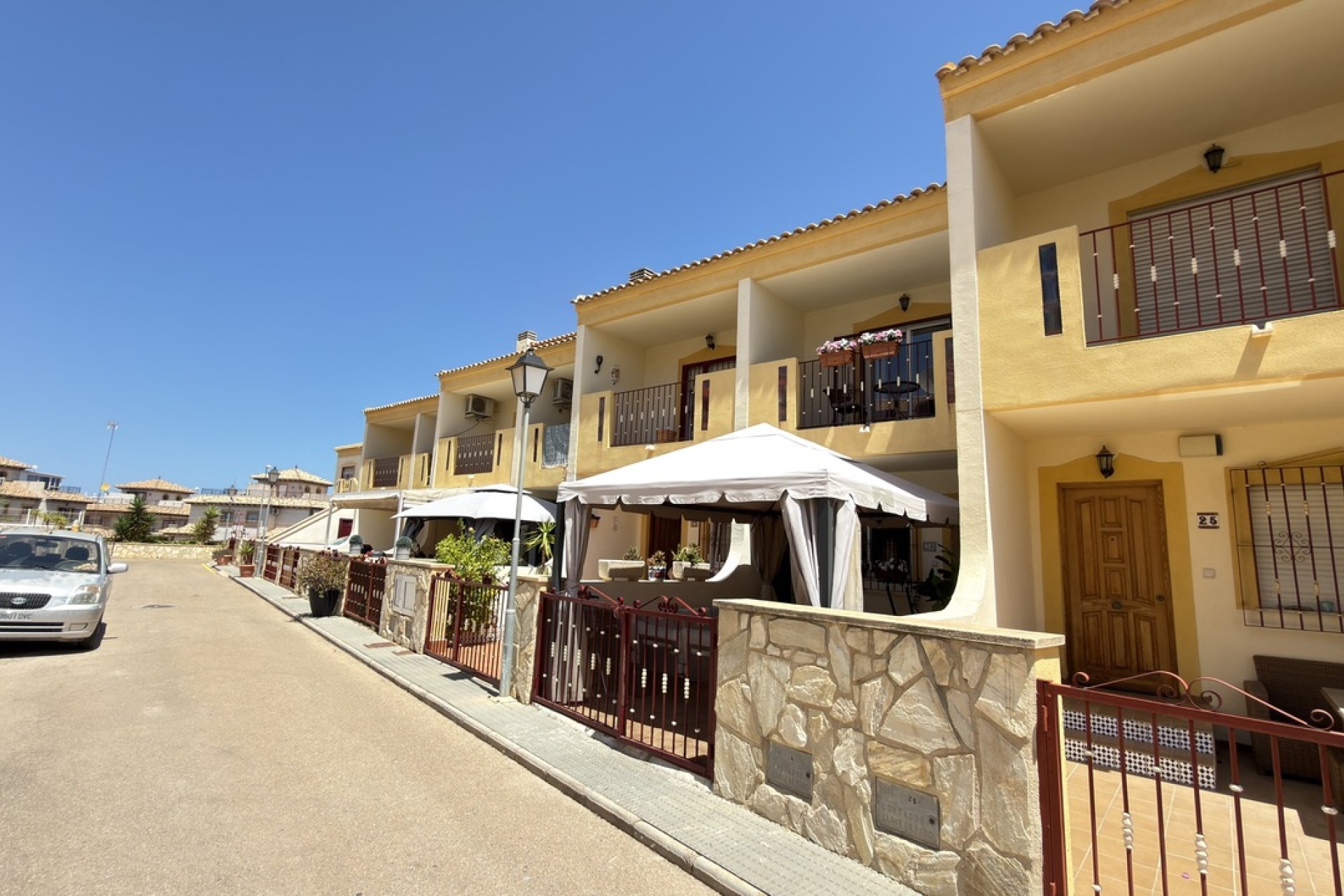Resale - Townhouse / Terraced House - Orihuela Costa - La Zenia