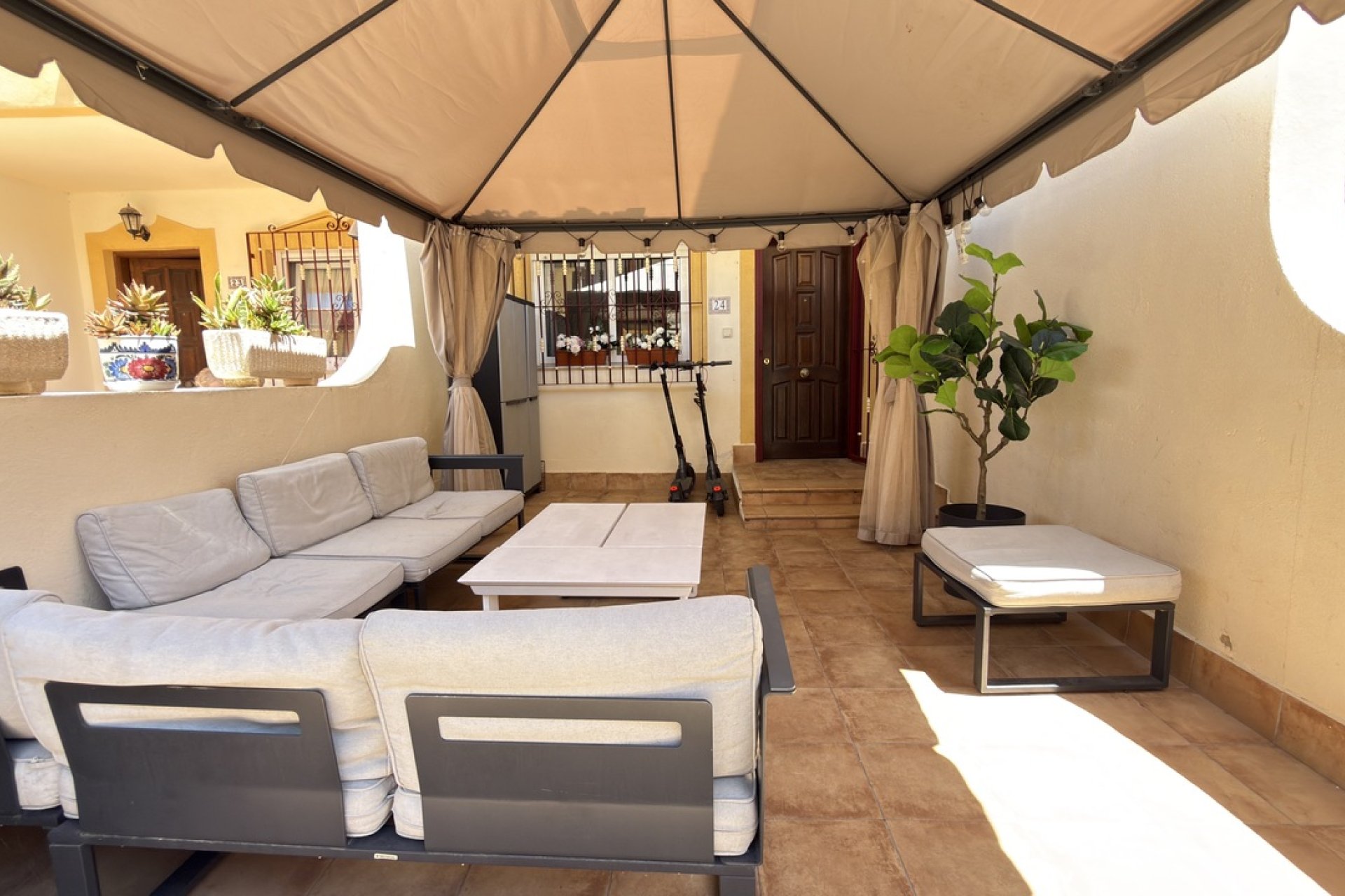 Resale - Townhouse / Terraced House - Orihuela Costa - La Zenia
