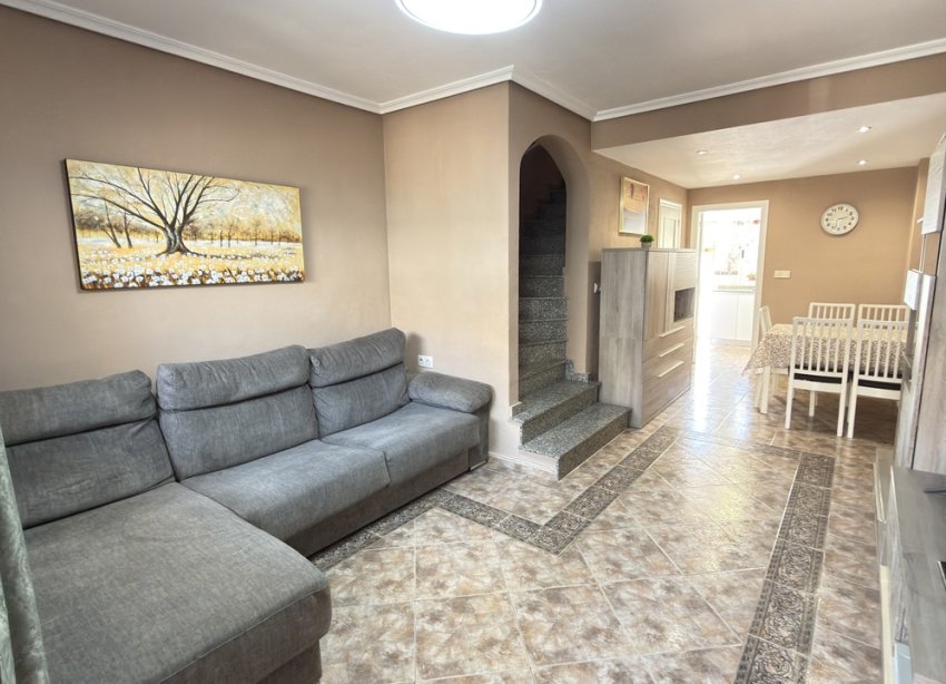 Resale - Townhouse / Terraced House - Orihuela Costa - La Zenia