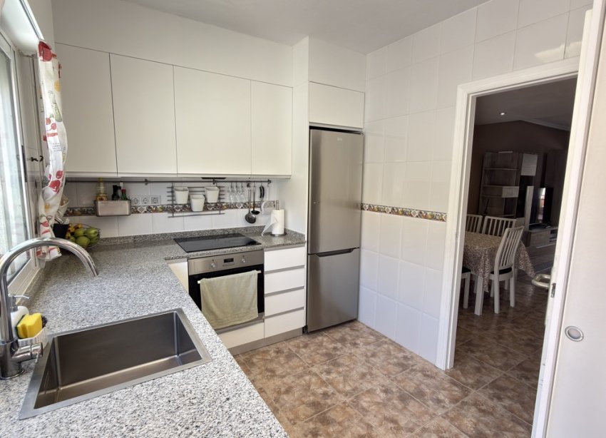 Resale - Townhouse / Terraced House - Orihuela Costa - La Zenia
