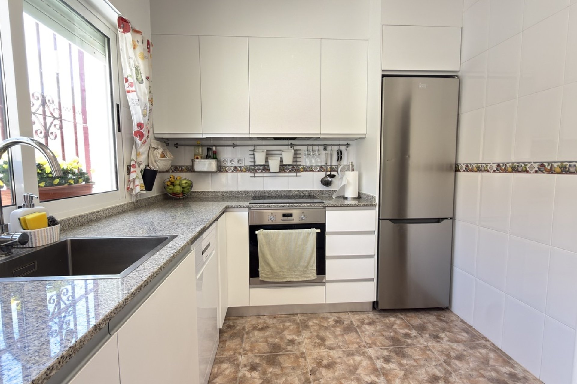 Resale - Townhouse / Terraced House - Orihuela Costa - La Zenia