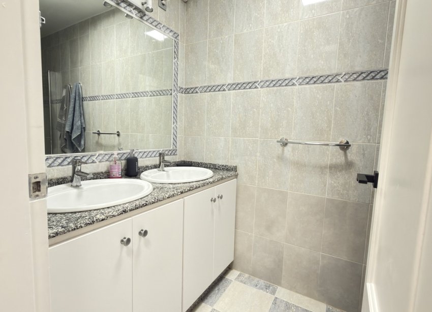 Resale - Townhouse / Terraced House - Orihuela Costa - La Zenia