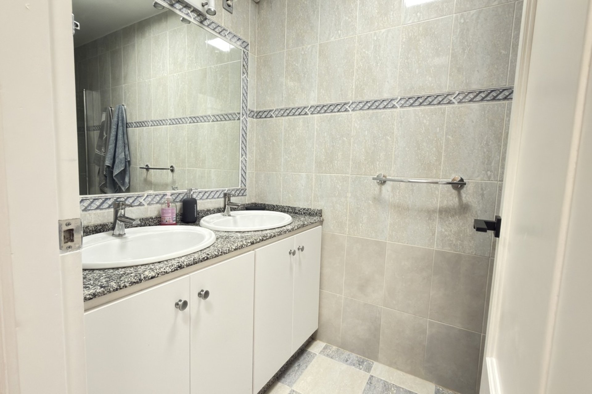 Resale - Townhouse / Terraced House - Orihuela Costa - La Zenia