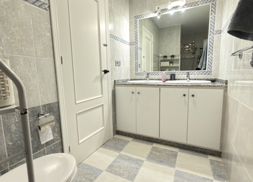 Resale - Townhouse / Terraced House - Orihuela Costa - La Zenia
