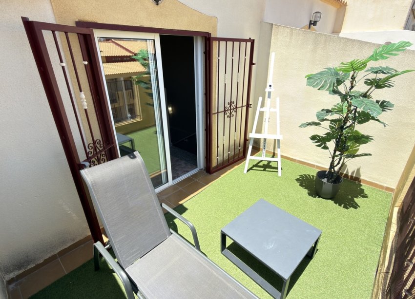 Resale - Townhouse / Terraced House - Orihuela Costa - La Zenia