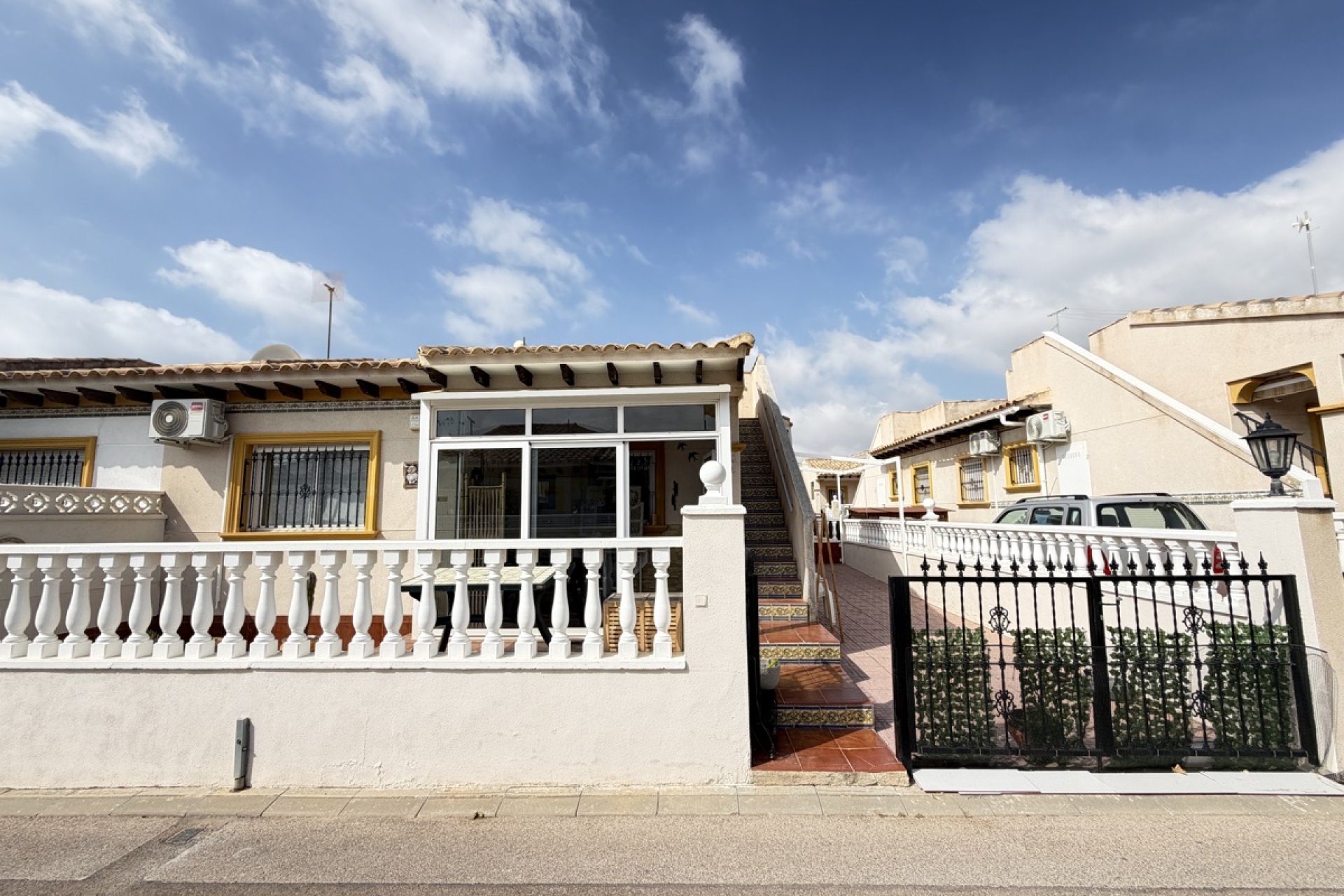 Resale - Townhouse / Terraced House - Orihuela Costa - La Zenia