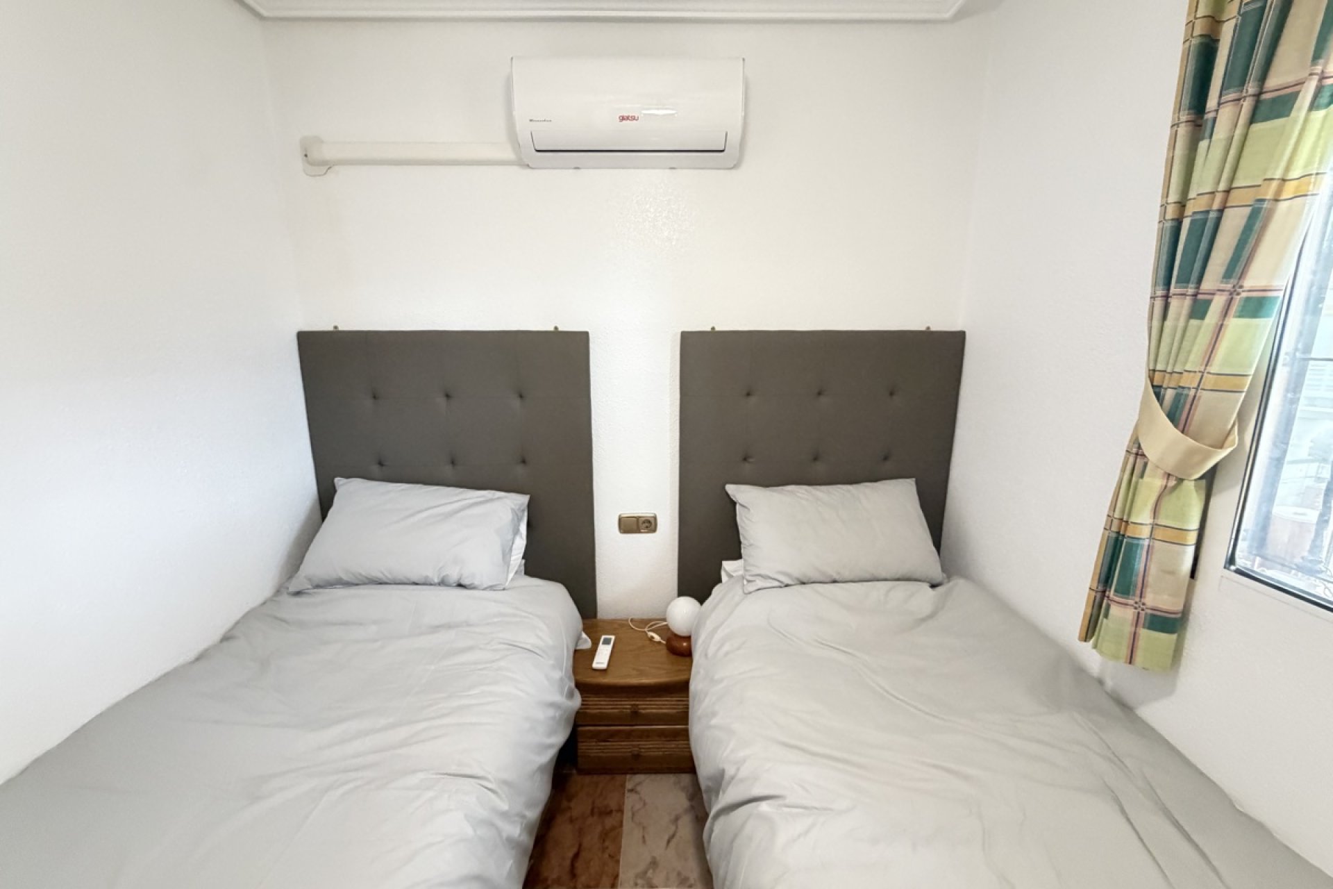 Resale - Townhouse / Terraced House - Orihuela Costa - La Zenia