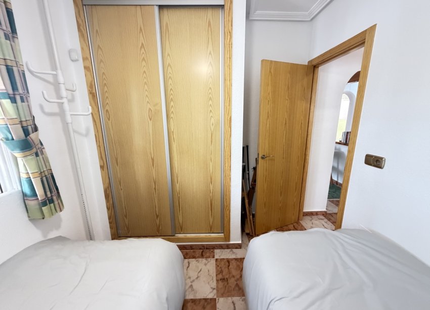 Resale - Townhouse / Terraced House - Orihuela Costa - La Zenia