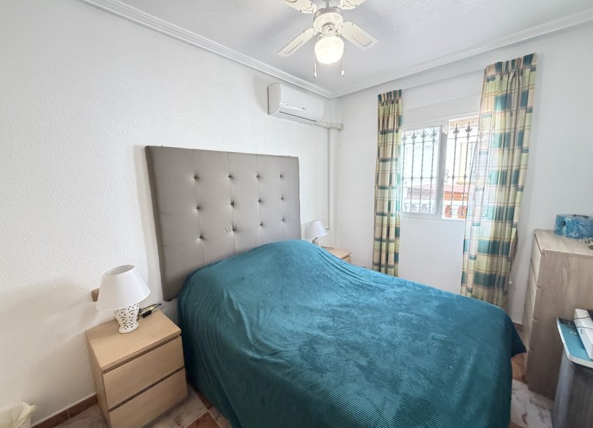 Resale - Townhouse / Terraced House - Orihuela Costa - La Zenia