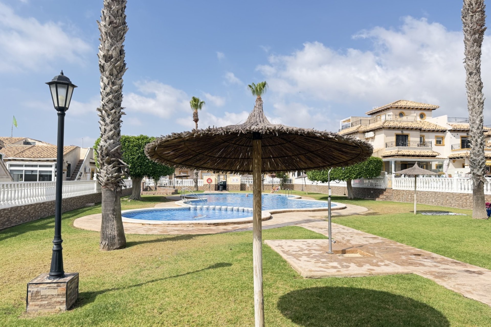 Resale - Townhouse / Terraced House - Orihuela Costa - La Zenia